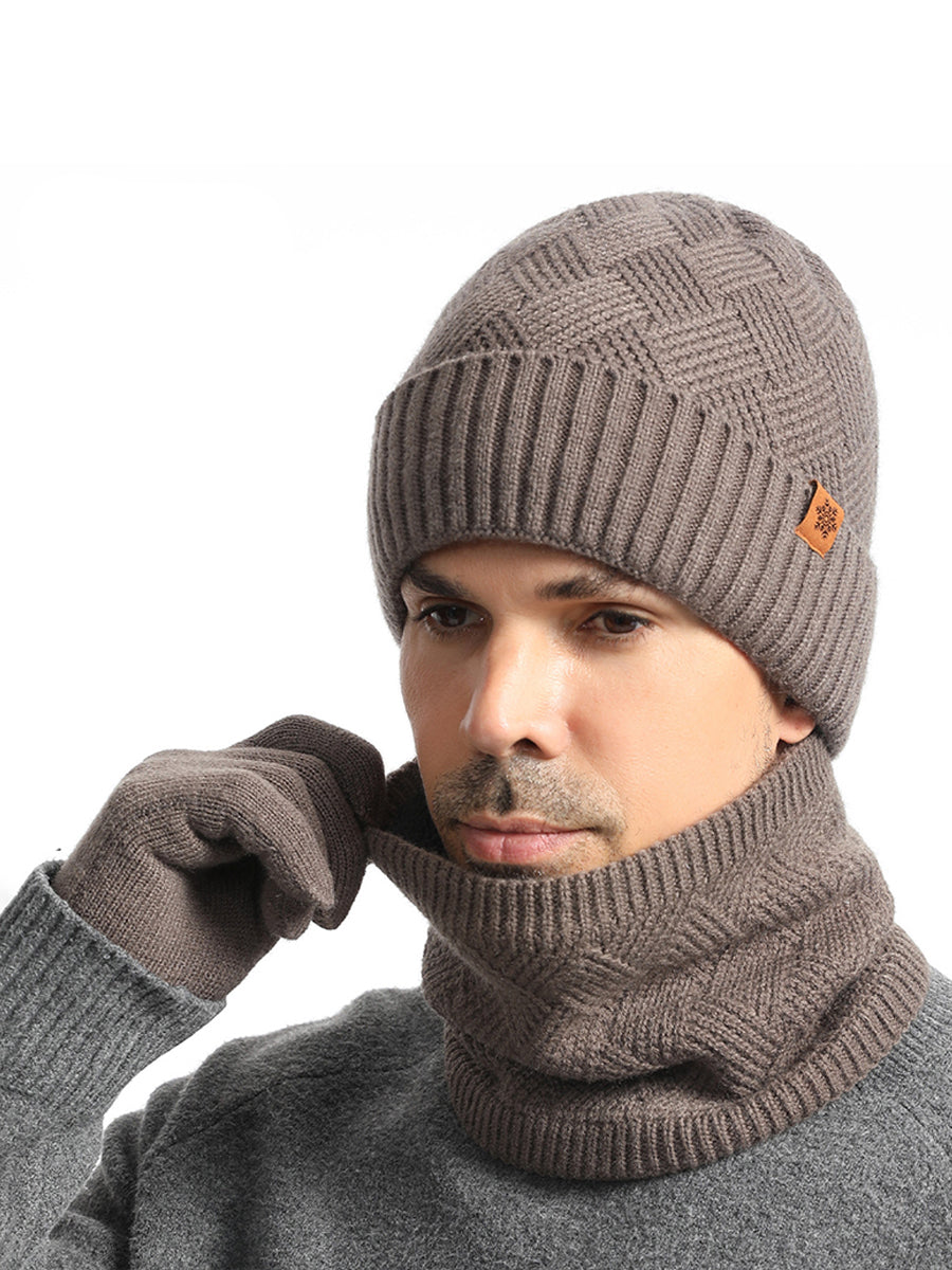 Ensemble de trois pièces bonnet, écharpe et gants tricotés pour hommes